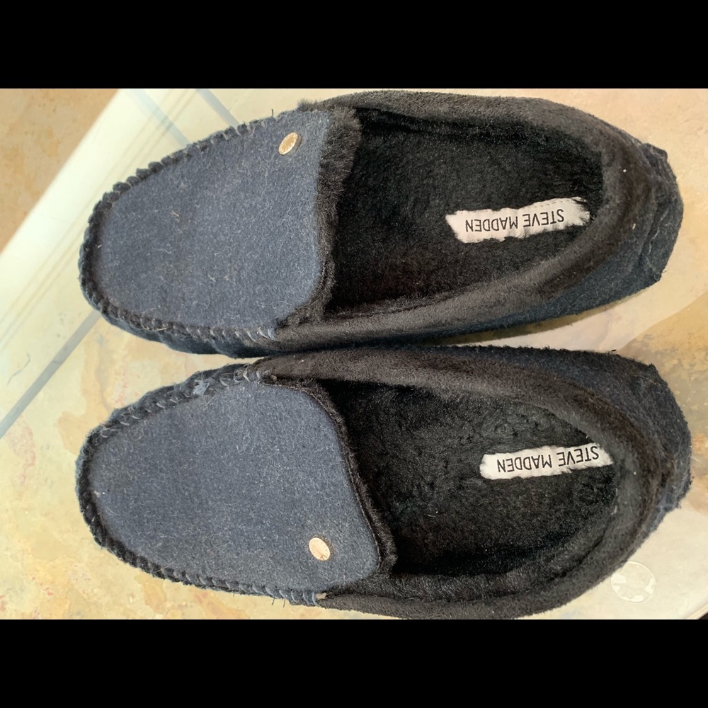 Men’s Faux fur Steve Madden loafers size 12